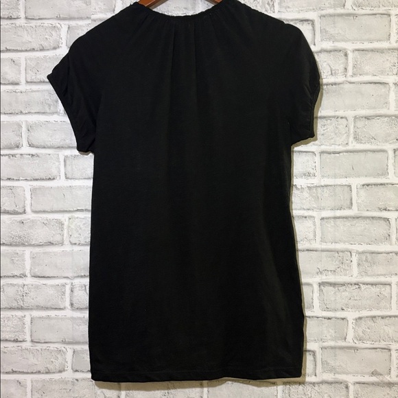 Denver Hayes Black Top with Lace Trim, size large - Picture 6 of 6